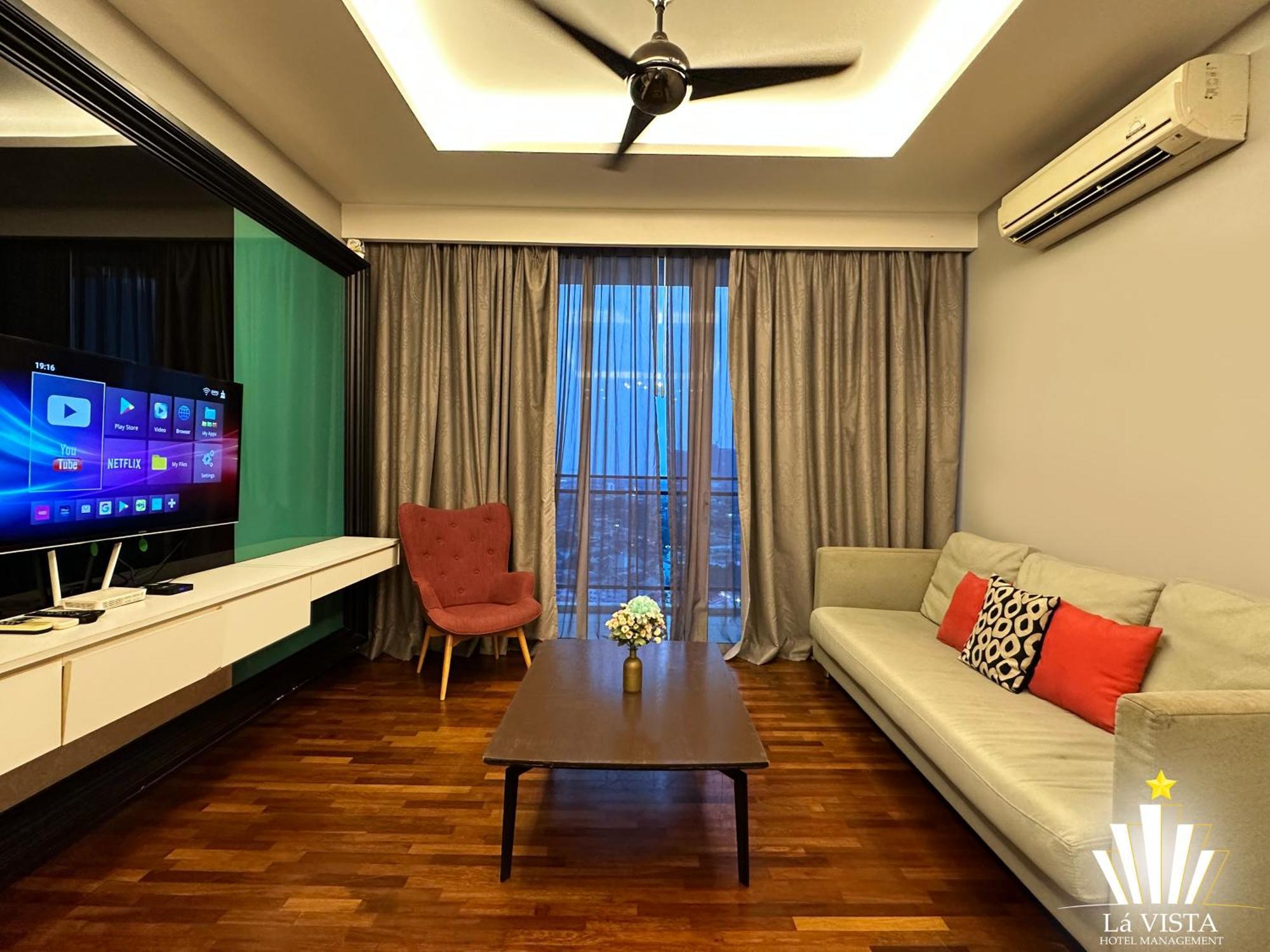 The Shore Hotel & Residences By La Vista Malacca Exterior foto